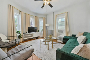 The Maverick - Luxurious Apartment - Free Parking - 2 Miles From Boston Logan Airport